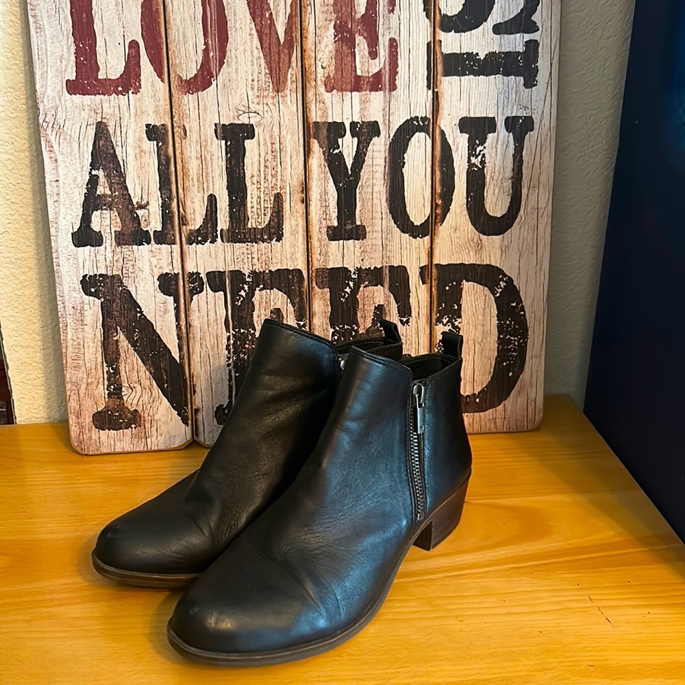 LUCKY🍀BRAND LK Basel Black LEATHER Ankle BOOTIES US 8M/EUR 38